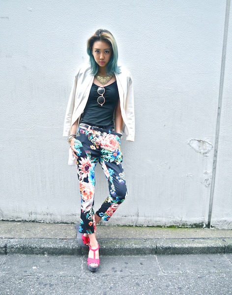 #OOTD:かっちり、セミフォーマルコーデ公開！ボタニカル総柄派手パンでも、フォーマルは作れます。♡