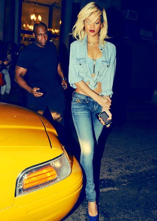 rihanna-double-denim-stylechi