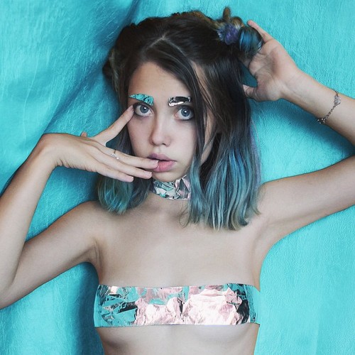 ロシア人ファッショニスタ！最強ベビーフェイスを持つElena Sheidlina