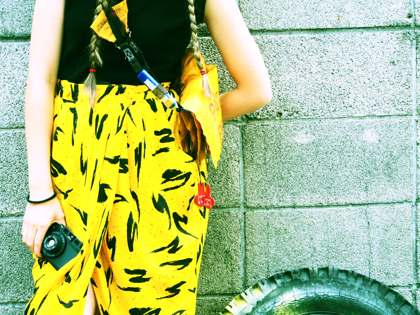 OLYMPUS DIGITAL CAMERA