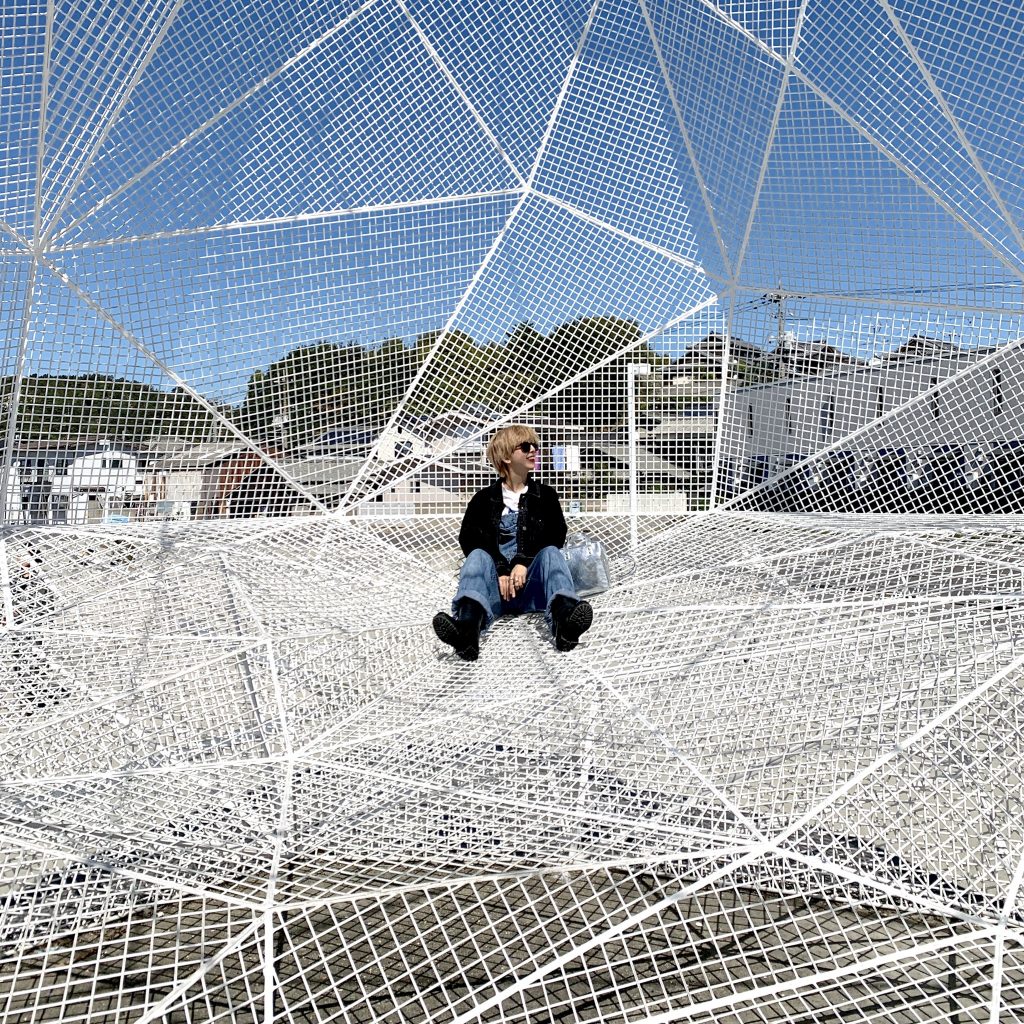 エンジニアブーツ風の #RAINBOOTS で雨の日もスタイリッシュでモードなスタイリングを実現させて！ #AIGLE #長靴