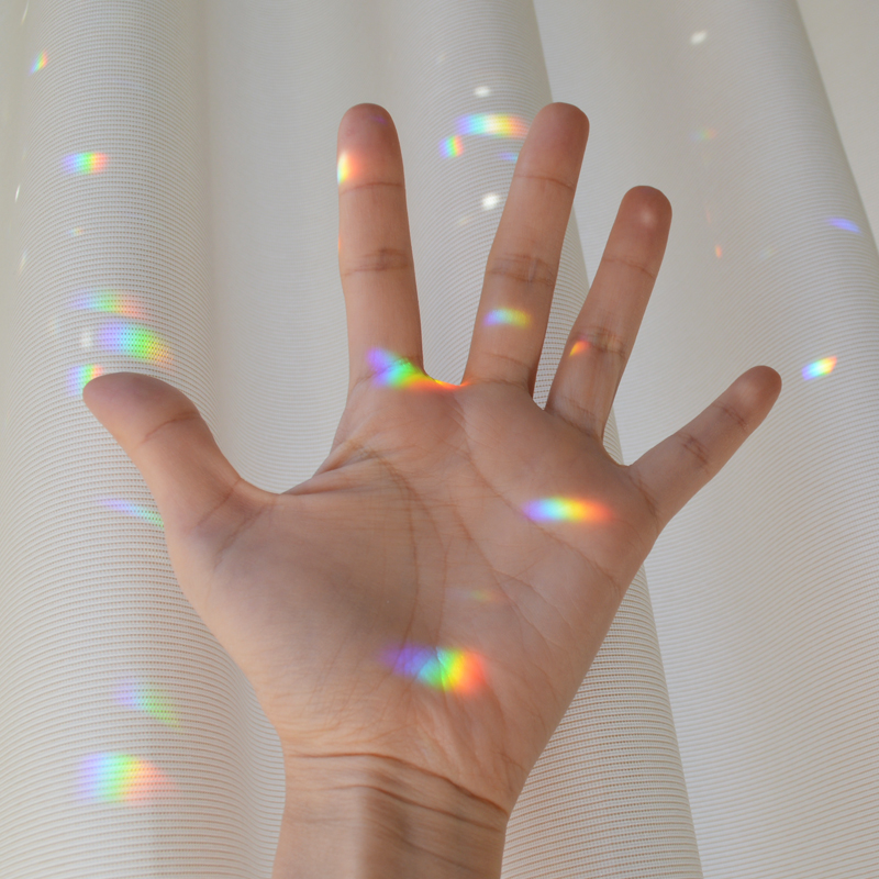 お部屋に虹色の光が差し込むサンキャッチャーを取り入れてみた #パーツや作り方