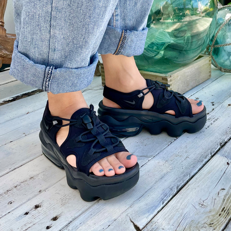 疲れにくく靴ずれ知らず!今夏はエアマックスKOKOが大活躍 #NIKE #サンダル
