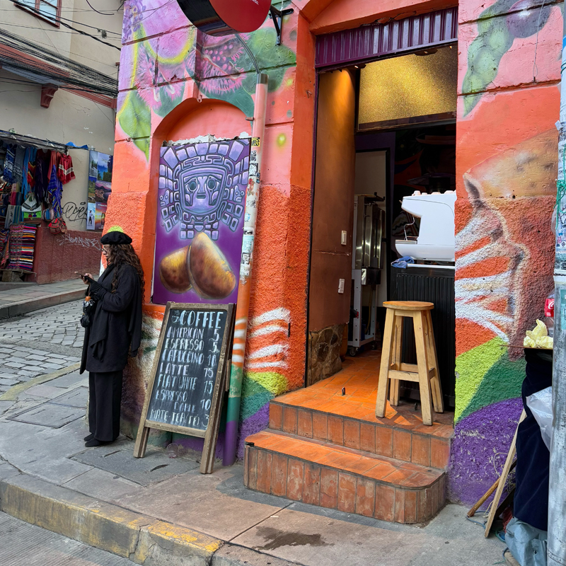 【ボリビア】世界一標高の高い首都ラパスで味わうカフェ＆グルメ日記