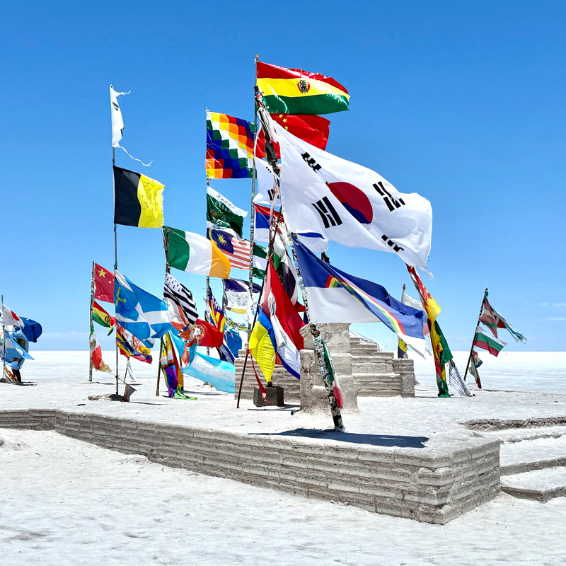 【ウユニ塩湖】移動費を節約する裏ワザ! ツアー参加で送迎もホテル移動も叶う