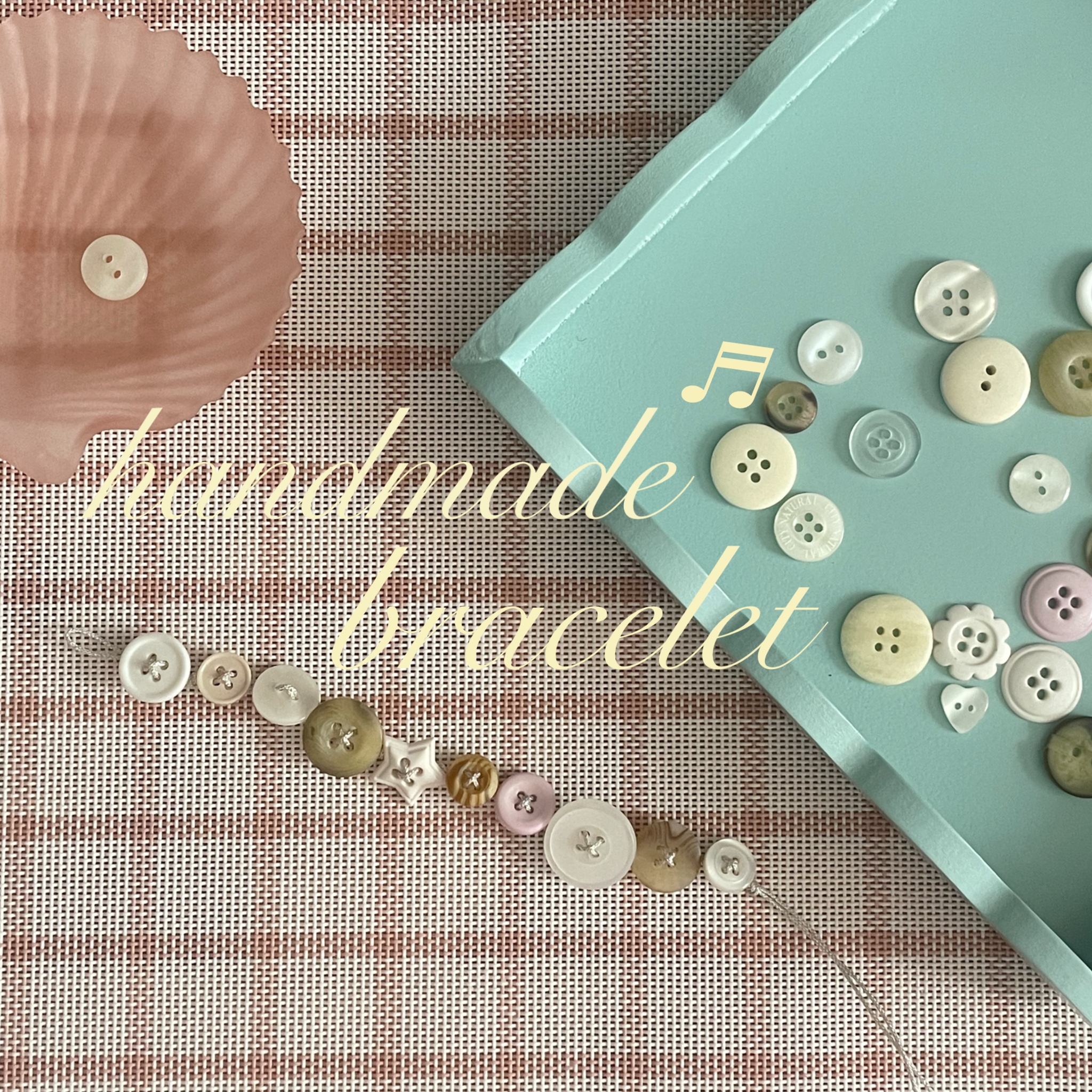 簡単に出来てかわいいボタンブレスレットの作り方 ｡:* .