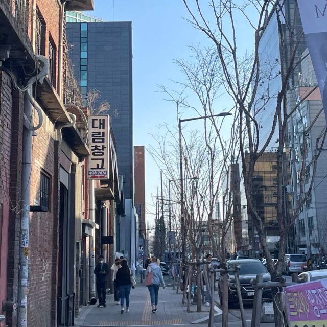 聖水洞(ソンスドン)にあるリノベ倉庫カフェ