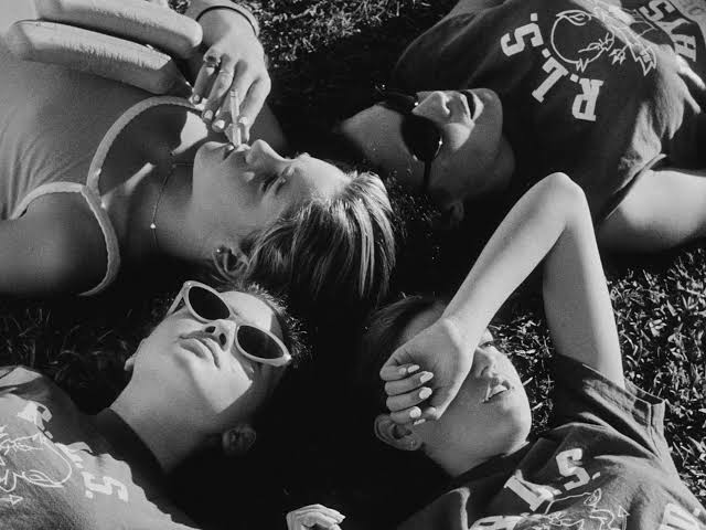 Lick the Star, Sofia Coppolaの映画 ⭐️