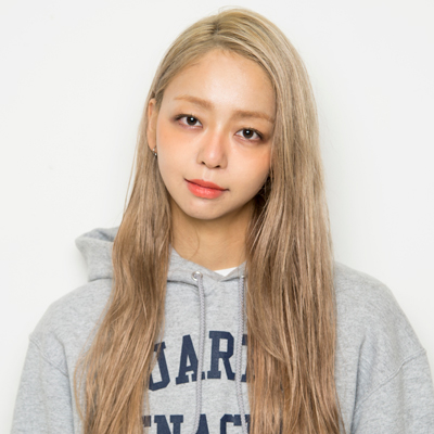 “100 Days of Secrets” 誰にも言えない秘密を背負った100人の肖像／Trnz