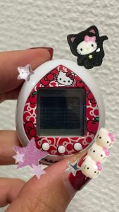 Hello Kitty × たまごっちがカワイイ♡