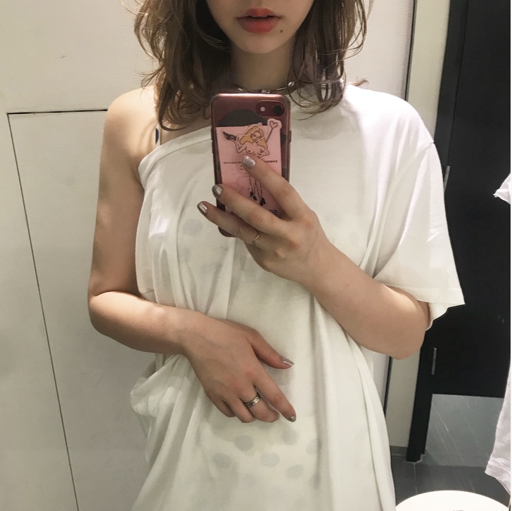 ¥999の白Tシャツをトレンドアイテムに♡？#ootd4nylonjp