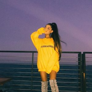 お手本は音楽界のプリンセス、Ariana Grande②！今年の秋本気で狙いたいブーツ編【7選】