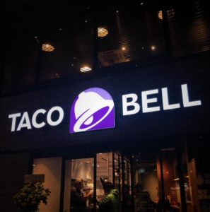 神保町に【 TACO BELL（タコベル） 】出現！