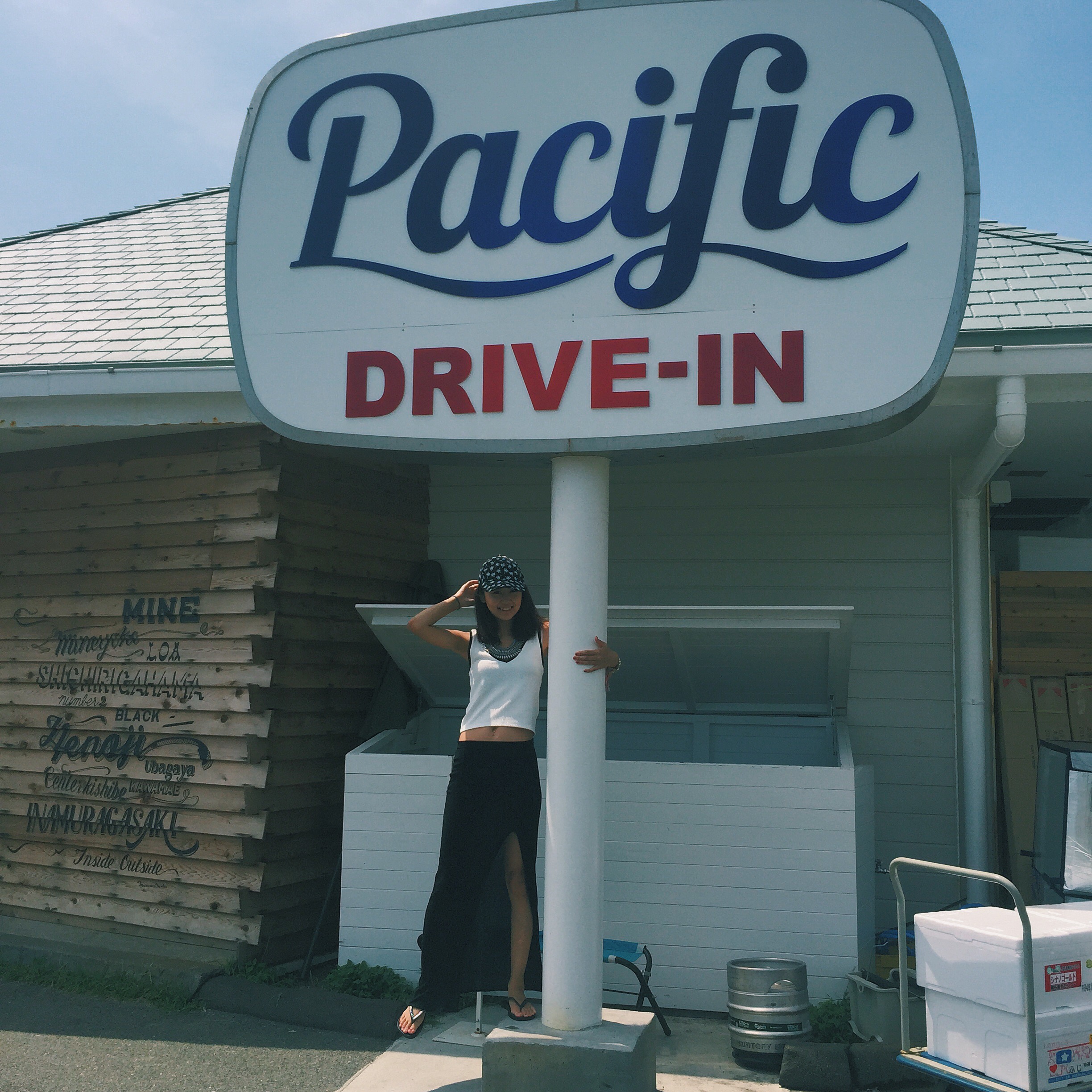 七里ガ浜で見つけたインスタSPOT！Pacific Drive-inを紹介。