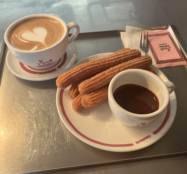 狎鴎亭ロデオ通りのチュロス店「Minute Papillon」