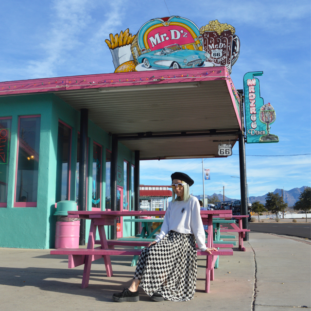 ピンクとミントブルーの配色がたまらなくキュートなROUTE66ダイナー #Route66 #kingman #ロードトリップ