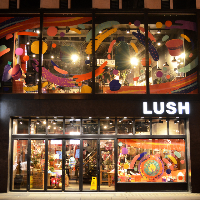 世界最大のLUSHロンドンOxford Street店 #lush #Oxfordstreet