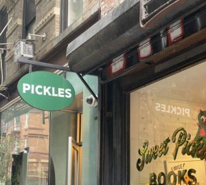 ピクルスを売っている本屋さん”PICKELS”がアットホーム過ぎた　#ニューヨーク #本屋さん