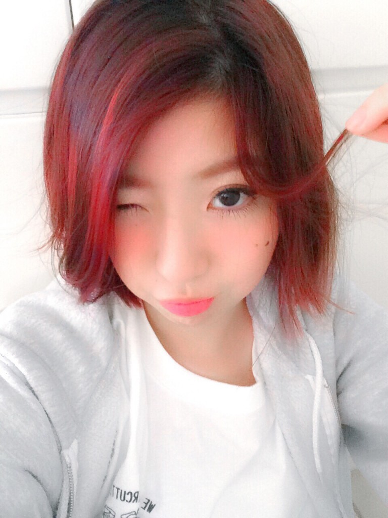 赤髪などの暖色系ヘアカラーにしたときの眉毛はポーチに必ずあるコレをつかって対処♥！ #makeup #tutorial