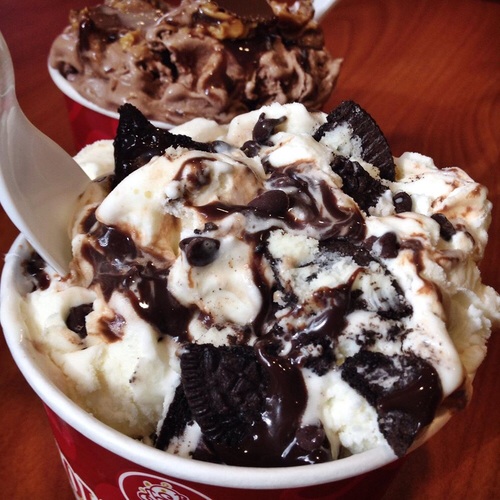 アイスクリーム好きのみなさん、 #COLDSTONE の新作はもう食べた？ ー10周年記念の復刻版アイス&注文の裏技ー