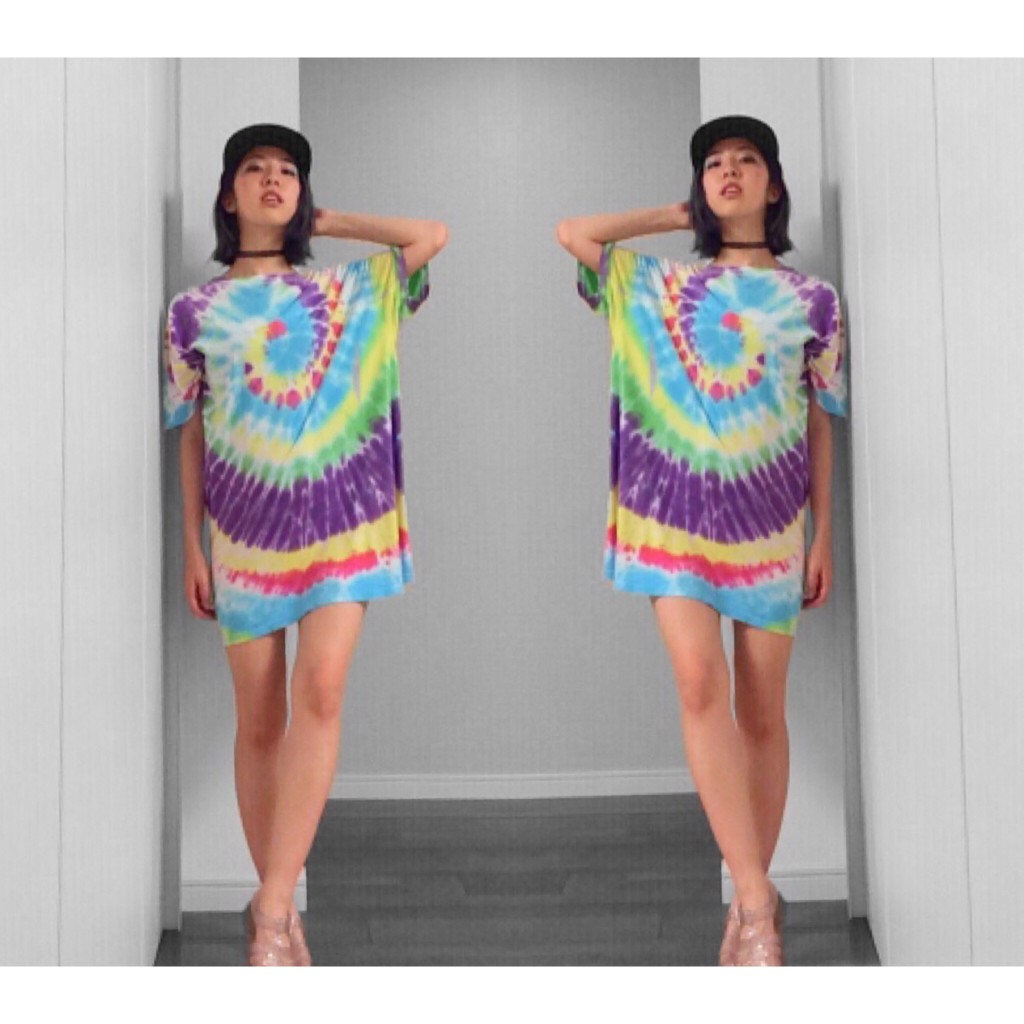 BIGサイズのタイダイTシャツでワンピース風に♡ #FES にも相性抜群です。 #OOTDQUEEN #FASHION