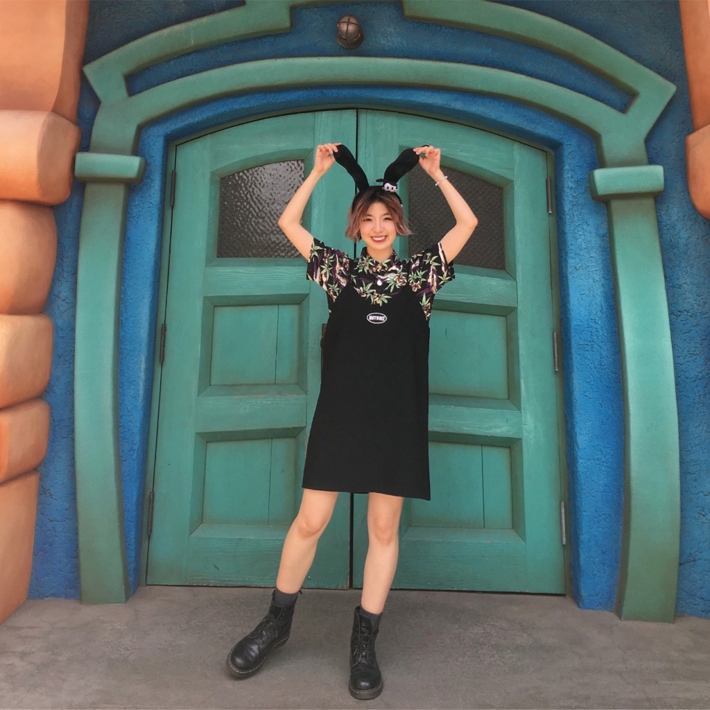 これからの季節にしたいディズニーランドでの #OOTD ♡ #TokyoDisneyLand #Koreanbrand