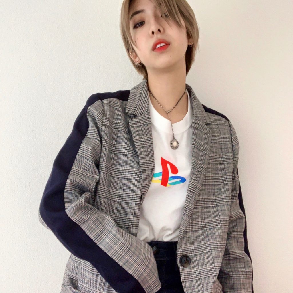 #GAME モチーフが熱い！「ゲーマーの正装」をNYLONISTA風に。 #OOTD4NYLONJP #PlayStation