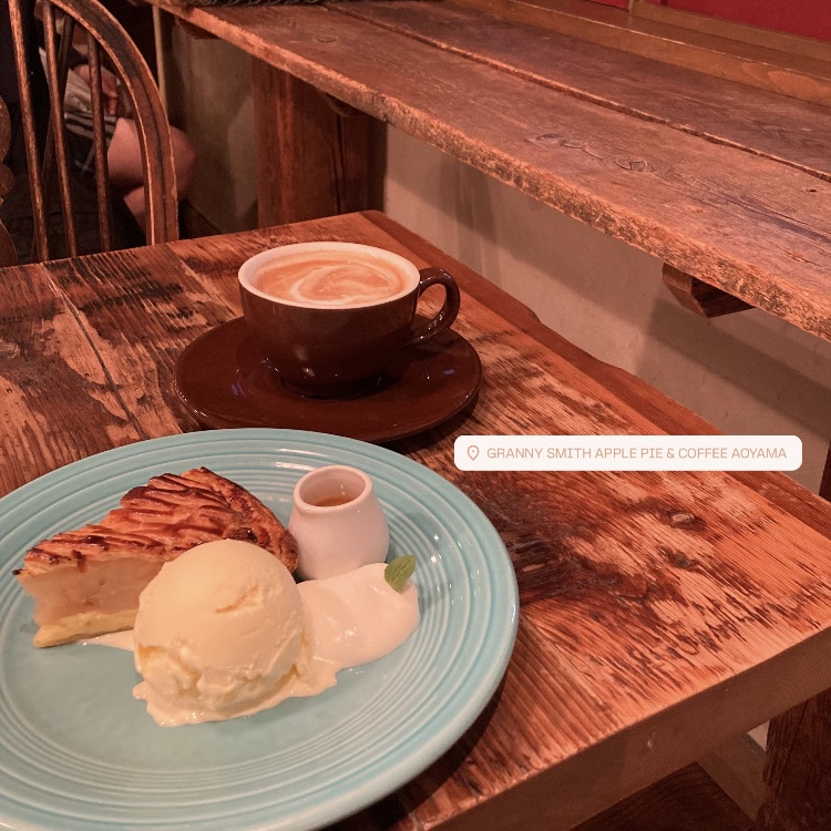 【南青山カフェ】冬はApple pieと珈琲でゆったり時間を🍎 #GRANNYSMITHAPPLEPIE&COFFEE