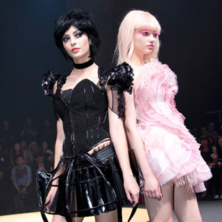 シュウウエムラ 3点セット⸜❤︎⸝‍ TV] SHU UEMURA 2013 HOLIDAY COLLECTION - NYLON JAPAN