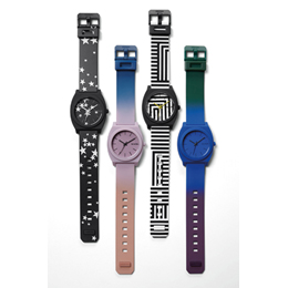 ホリデーシーズンにワクワク感を♪ NIXON×KATE SPADE SATURDAYコラボウォッチ。