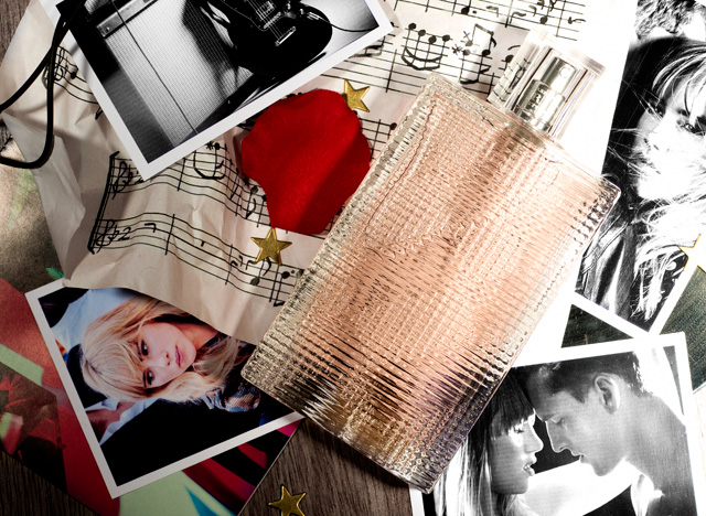 THIS IS BRIT フェミニティとロックのエッジィが調和したBURBERRY BRIT RHYTHM の香り