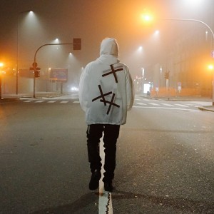 Off-White™×BOYS NOIZEの限定コラボレイトコレクションに注目