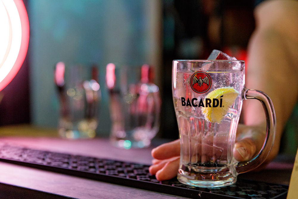 バカルディがライムハイ専門のハイエナジー居酒屋をオープン！