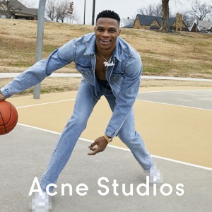 Acne Studiosが豪華キャストを迎えた春夏シーズンの広告を公開