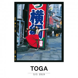フォトグラファー鈴木親が撮り下ろしたTOGA 2019SSコレクションの作品をTOGA大阪店にて展示