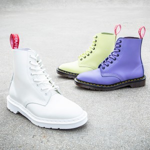 Dr.Martens × UNDERCOVERからパステルカラーの新作ブーツが登場！