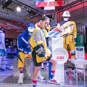 YURINO（E-girls）が体感するフィットネスとファションが融合したReebokニューストア