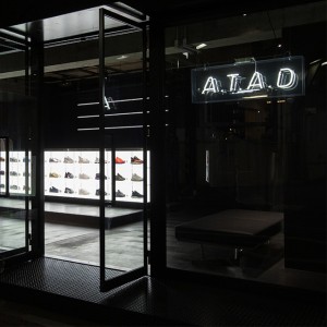 “ストリートシューズバー”A.T.A.D.が原宿にオープン！