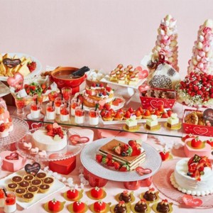 バレンタインスイーツに舌鼓♡　いちごとチョコレートのブッフェが開催！