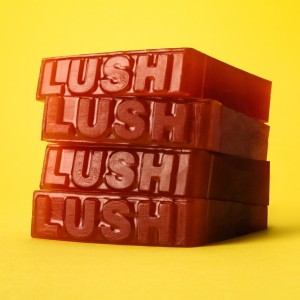 LUSHから看護師の声をもとに開発したナチュラルソープが発売