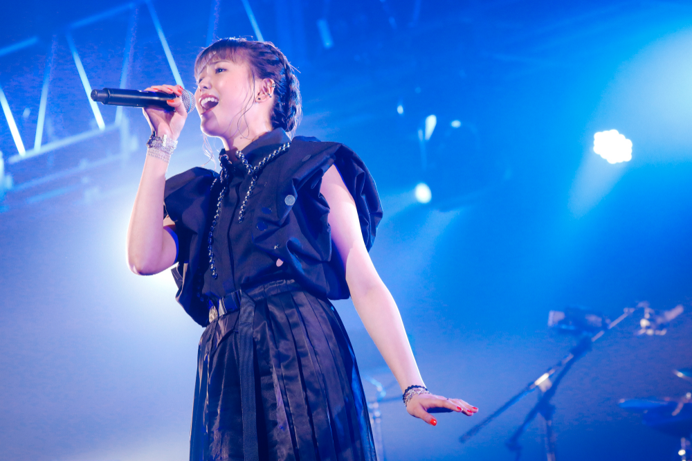 話題の次世代シンガー・三阪咲がNYLONに初登場！　 10月7日に自身2枚目となる全国流通盤EPのリリースが決定！