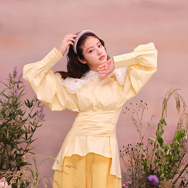 素肌に花を咲かせるようにFASIO×今田美桜が奏でる白昼夢 - NYLON JAPAN