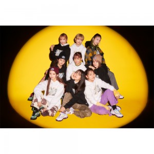9人組ガールズ・パフォーマンスグループ Girls² （ガールズガールズ）とFILA×atmos pinkのトリプルコラボが発売！