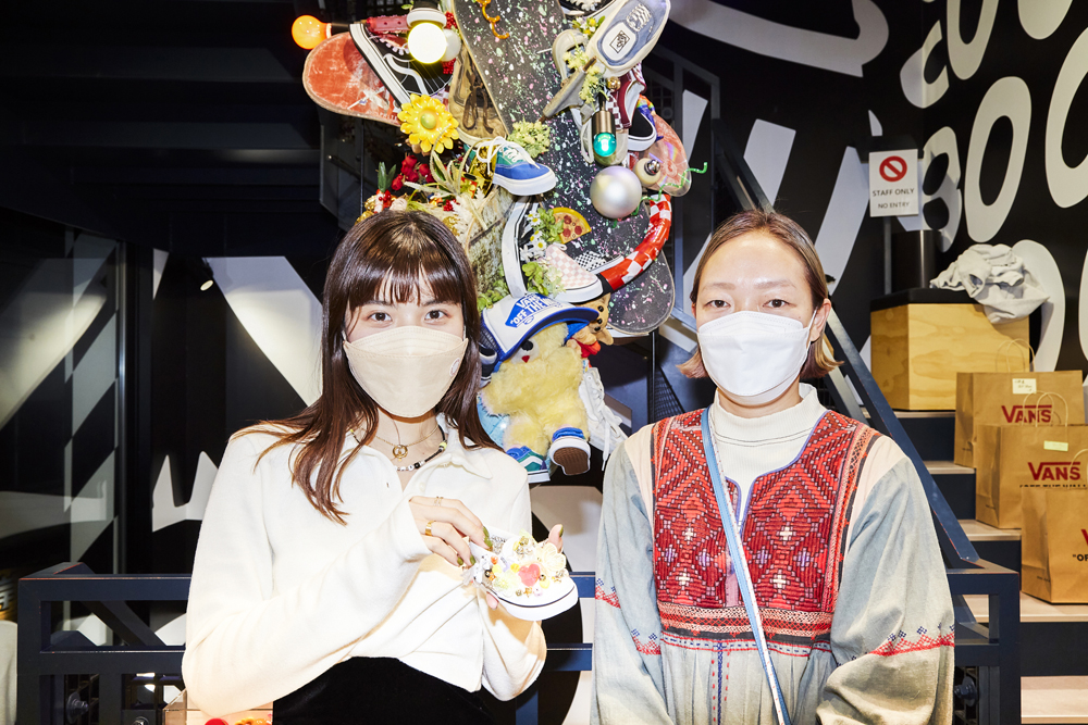 シャンデリアアーティストとして活躍するKIM SONGHE×VANSによる初コラボを記念しVANS Store Harajukuにてワークショップを開催！