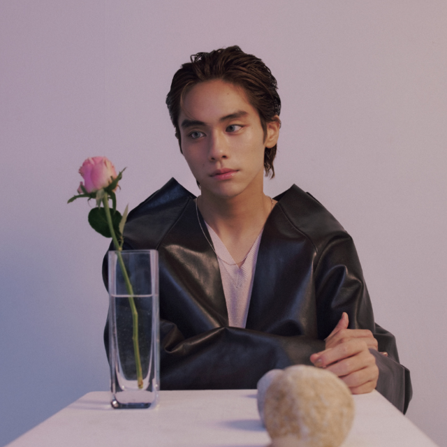 山下幸輝 煌めきと自然のエレメントを求めて。山下幸輝とTHREEの美しき共鳴