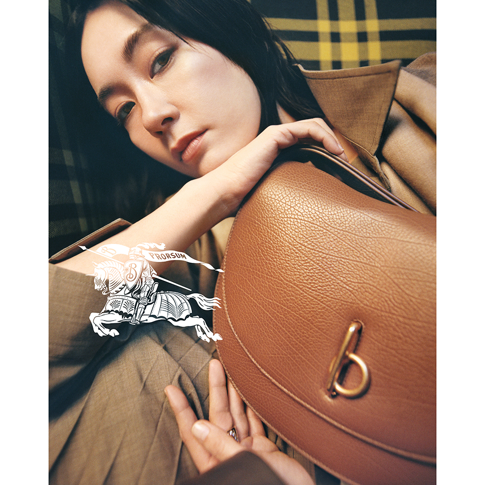 FASHION] Burberryより“ロッキングホース バッグ”の新作