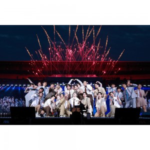 SEVENTEENが完全体13人でデビュー9周年の記念日にスタジアムツアーを完走！　超満員の日産スタジアム2DAYS！　14万超の輝きがステージを照らす♡　