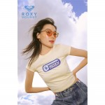 夏をカラフルに彩るMOUSSYとROXYのコラボアイテムが発売！