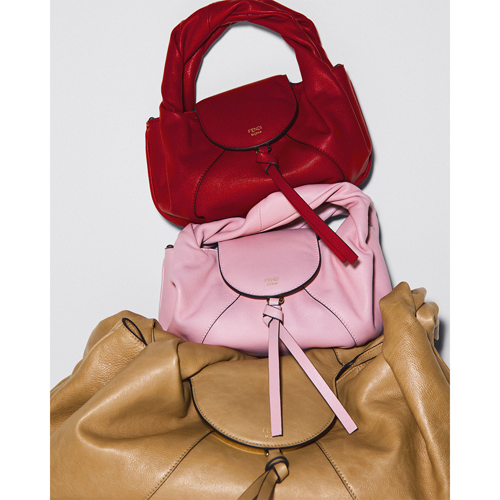 FENDIはメゾン創業100周年を記念して復活させた“FENDI Spy”ファミリーに“Mini FENDI Spy”を追加！