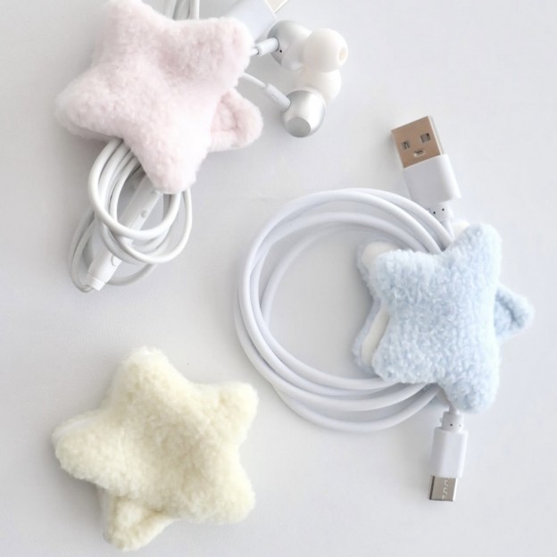 かわいすぎる韓国のイヤフォンホルダーで、トレンドの有線イヤフォンを持ち歩こう！–韓国HOT NEWS 『COKOREA MANIA』 vol.479